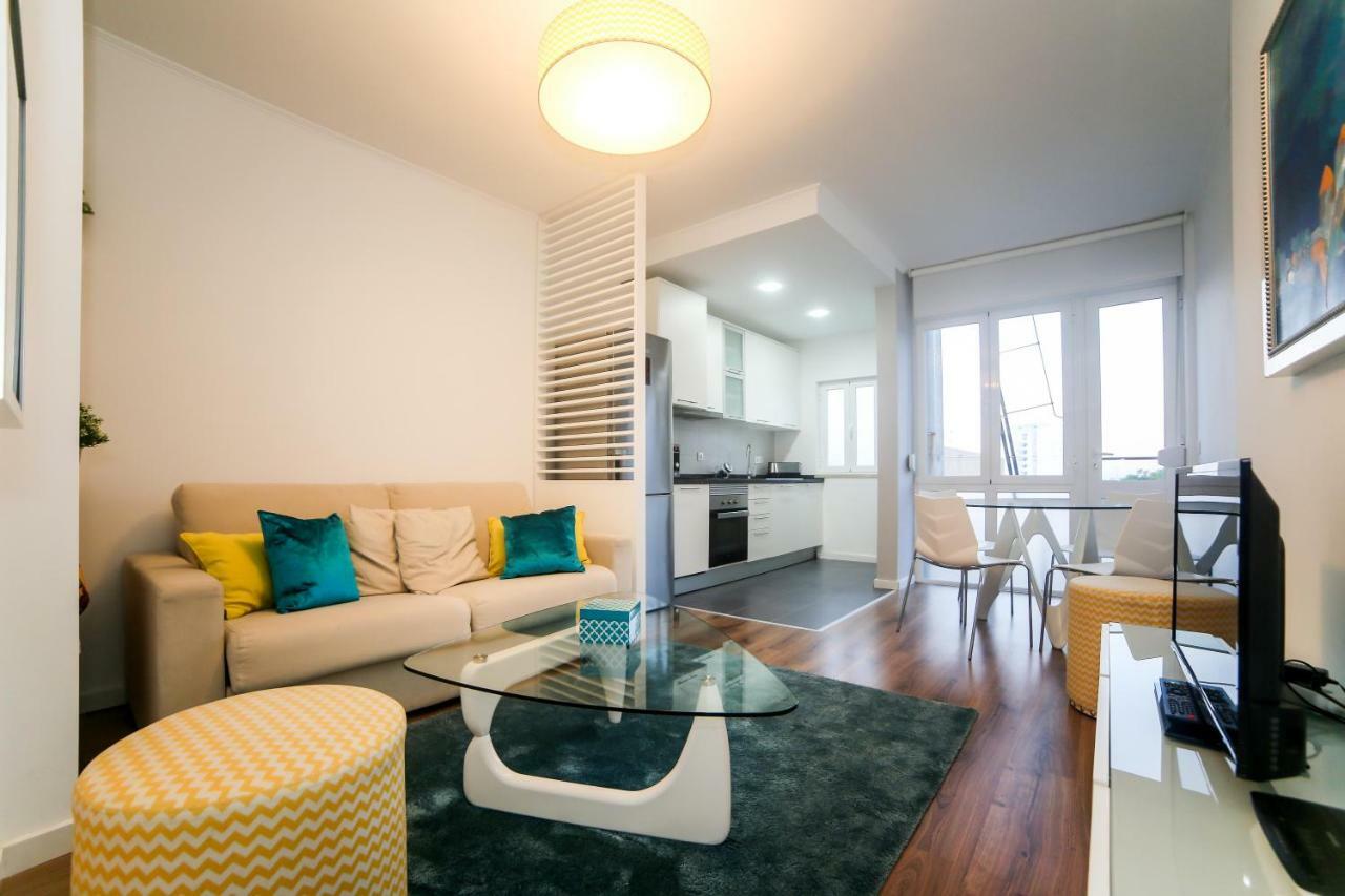 Sao Joao Studios & Flats By Lisbon Village Apartments ภายนอก รูปภาพ