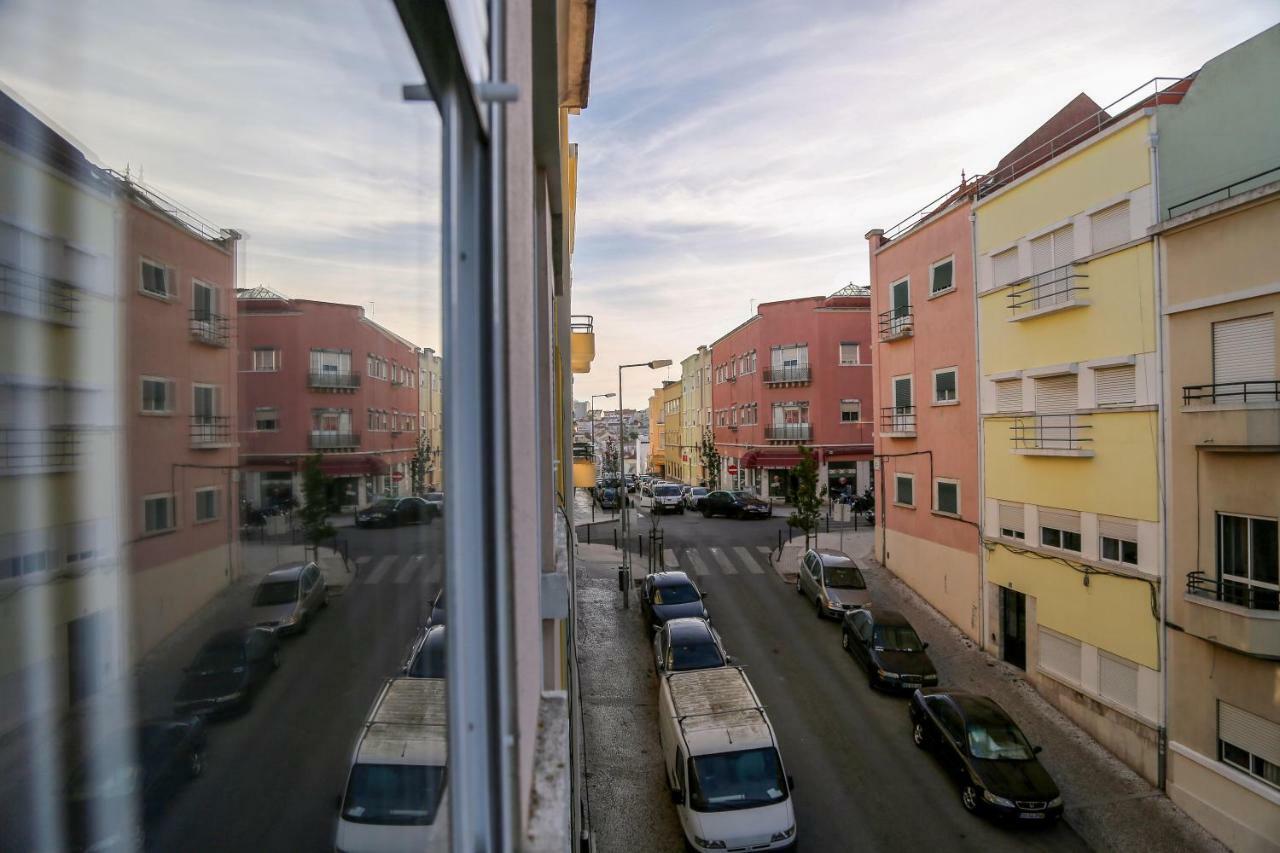 Sao Joao Studios & Flats By Lisbon Village Apartments ภายนอก รูปภาพ